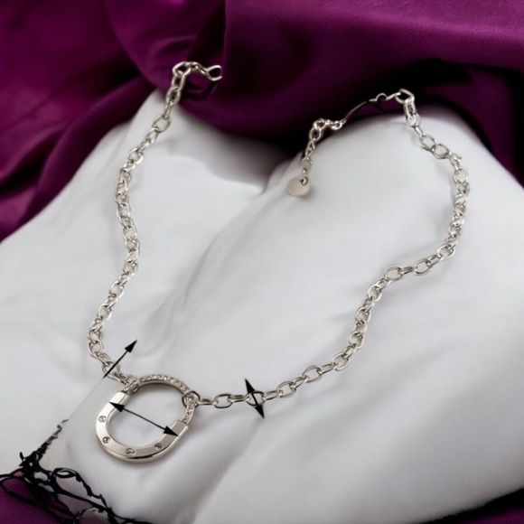 NWOT Stainless steel oval pendant necklace with Cz - Picture 5 of 7